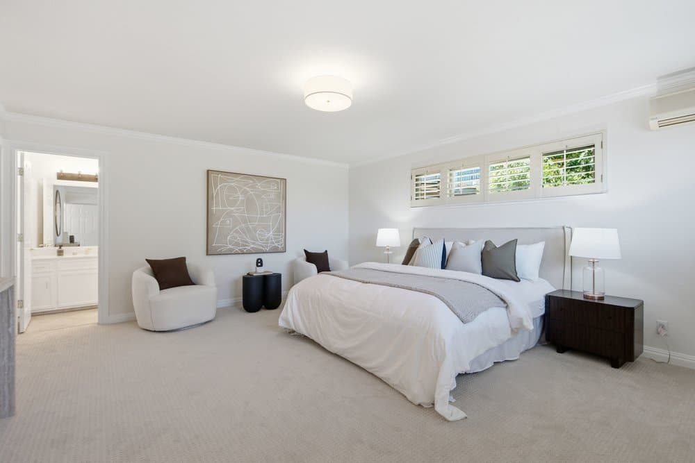 Upstairs primary suite at 2872 Roland Avenue in San Carlos.
