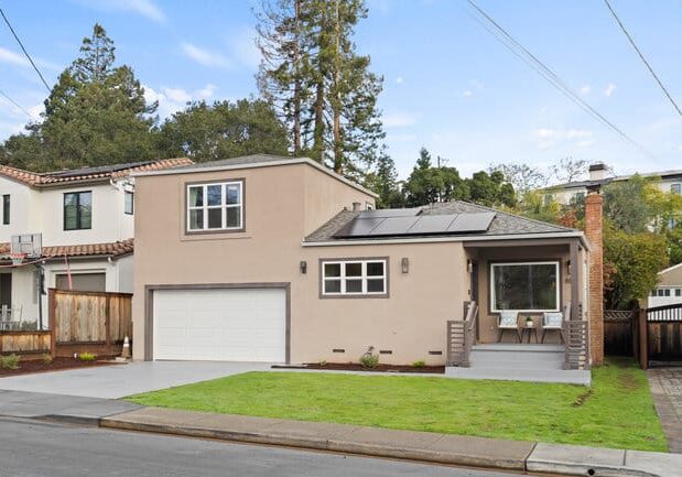 889 Cordilleras Avenue, San Carkos